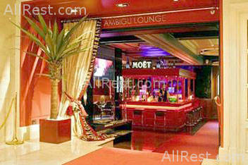 Lopez de Haro Hotel 14